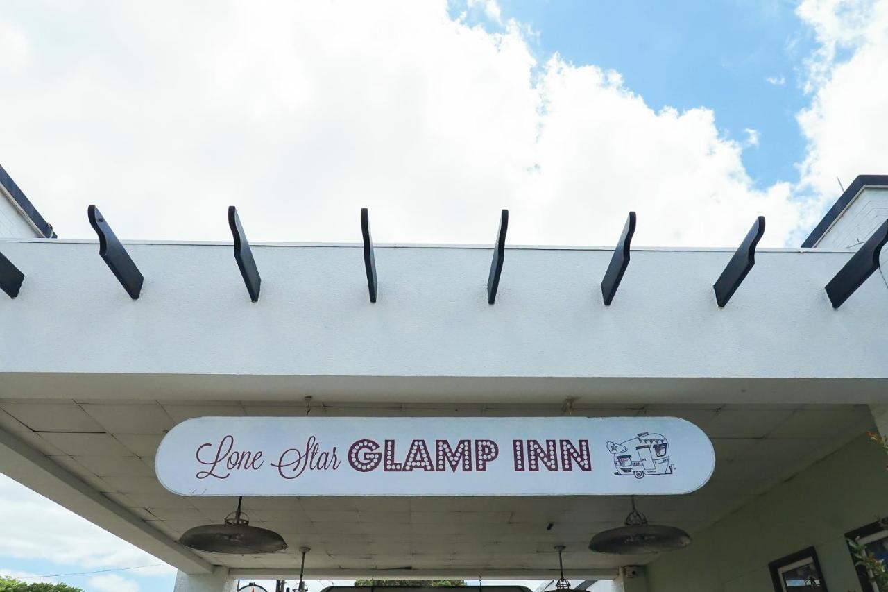 Lone Star Glamp Inn Warrenton Экстерьер фото