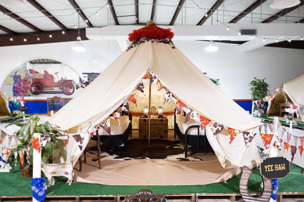 Lone Star Glamp Inn Warrenton Экстерьер фото